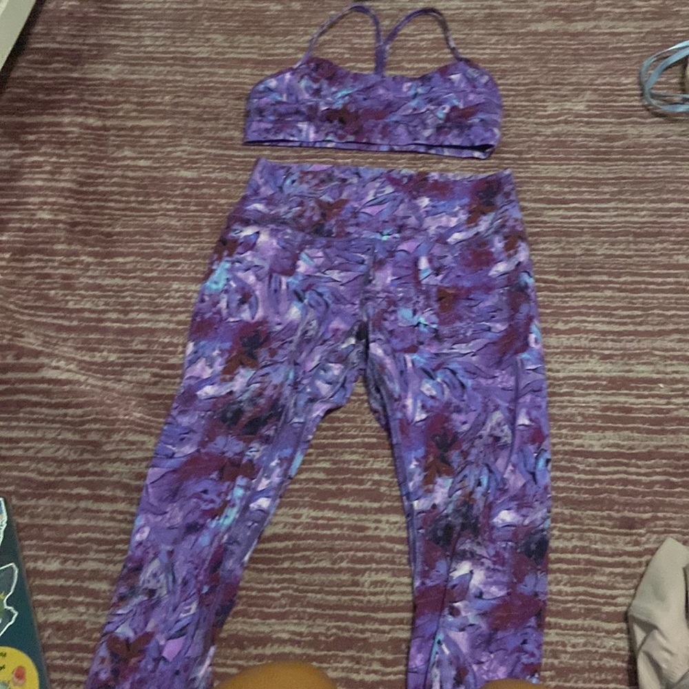 Lululemon Purple Pattern Sz 10 Set
